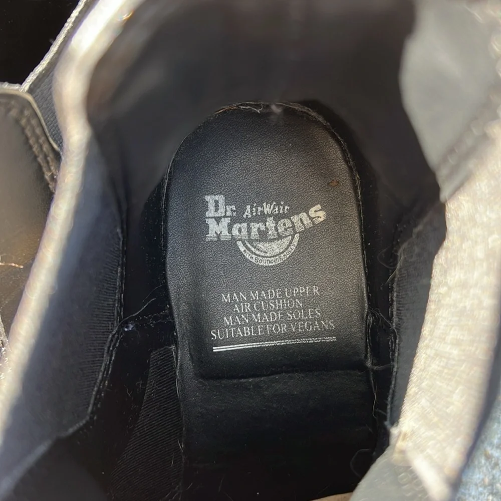 Like new vegan leather doc martens 2976 - Picture 5 of 6